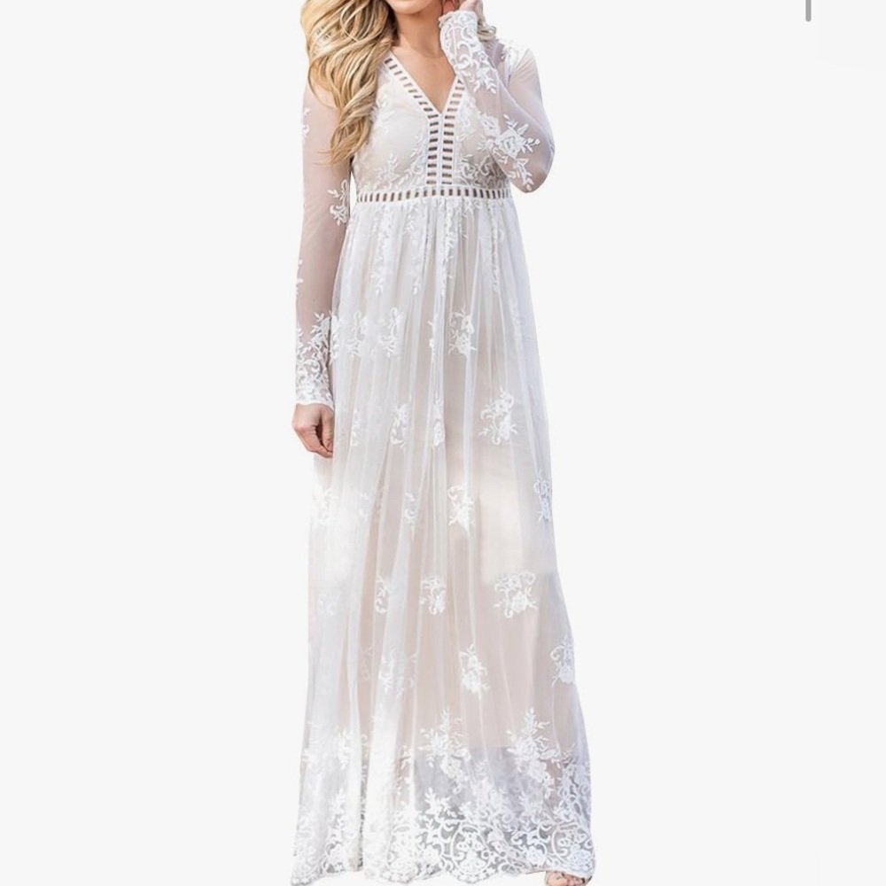 White bohemian long light weight fabric white dress. Sz M.